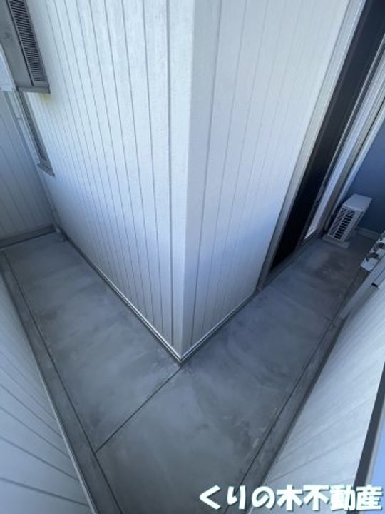 ネイトの内装