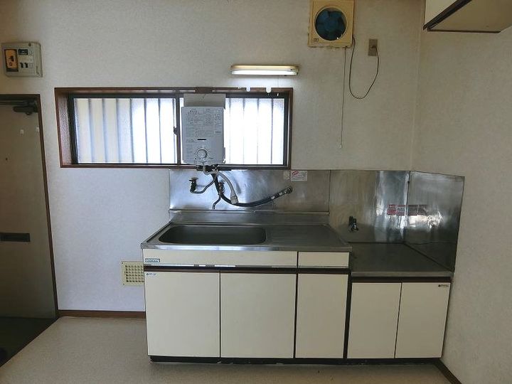 石戸荘のキッチン