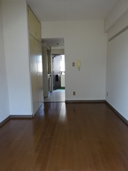 アーバンシティーの内装