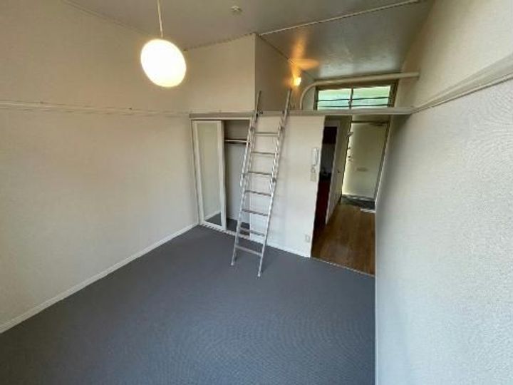 レオパレスメルシーの内装