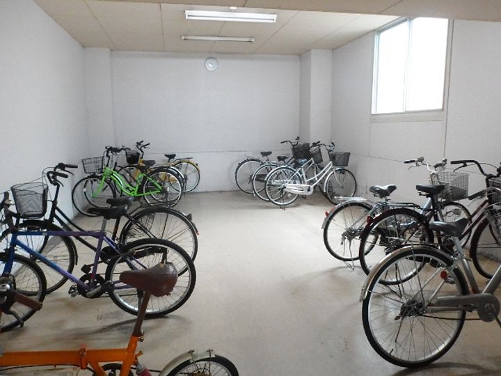 サテンドール草津の地図