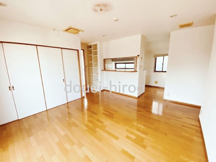 神奈川県横浜市旭区東希望が丘(一戸建)の賃貸物件の居間