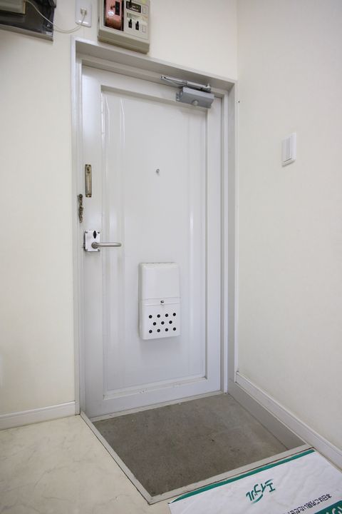 ポールハイツの玄関