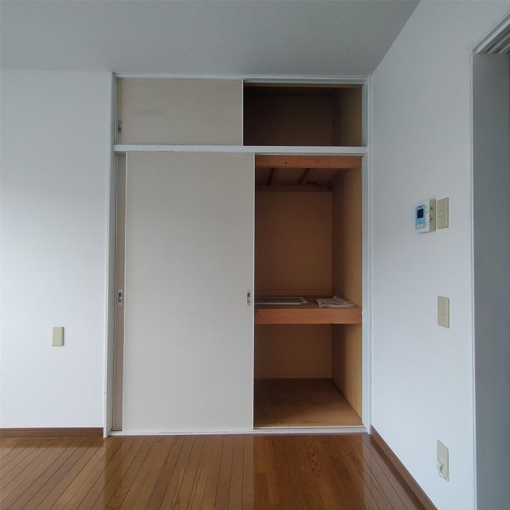 アートイン  ウエストハウスの内装