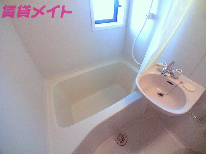 Camphor Townの風呂