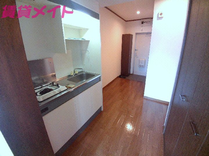 Camphor Townの内装