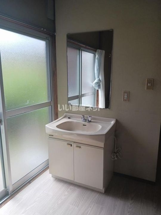 新潟県三条市西大崎2(一戸建)の賃貸物件の内装