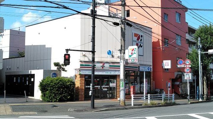 ハイムカミリアの周辺