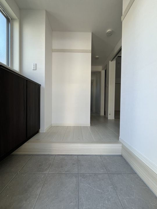 群馬県高崎市竜見町(アパート)の賃貸物件の玄関