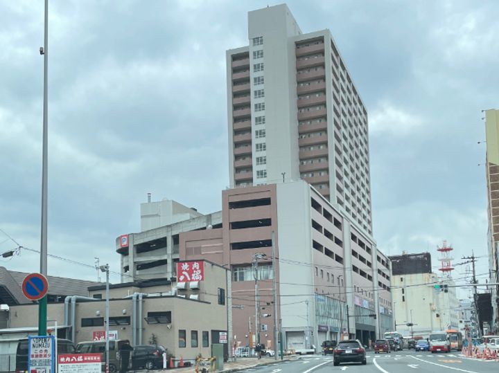 モラーダの周辺