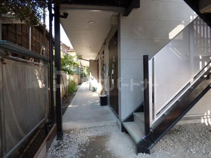 千葉県船橋市本町2(アパート)の賃貸物件の地図