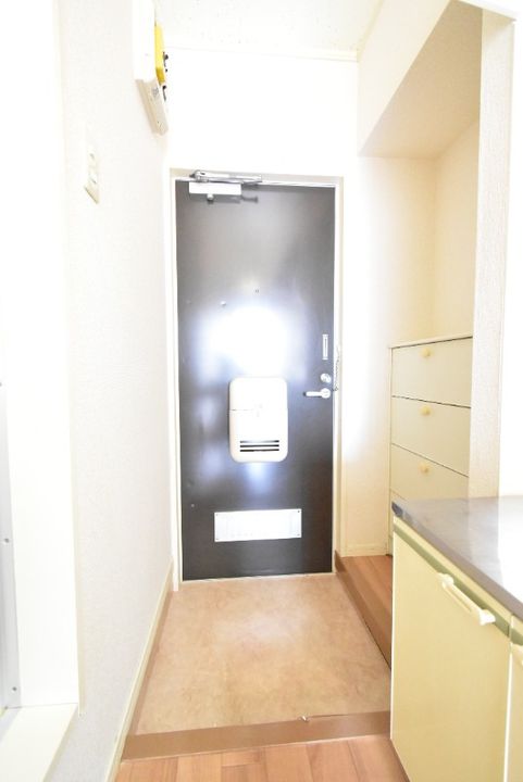 リバーサイド狭山の玄関