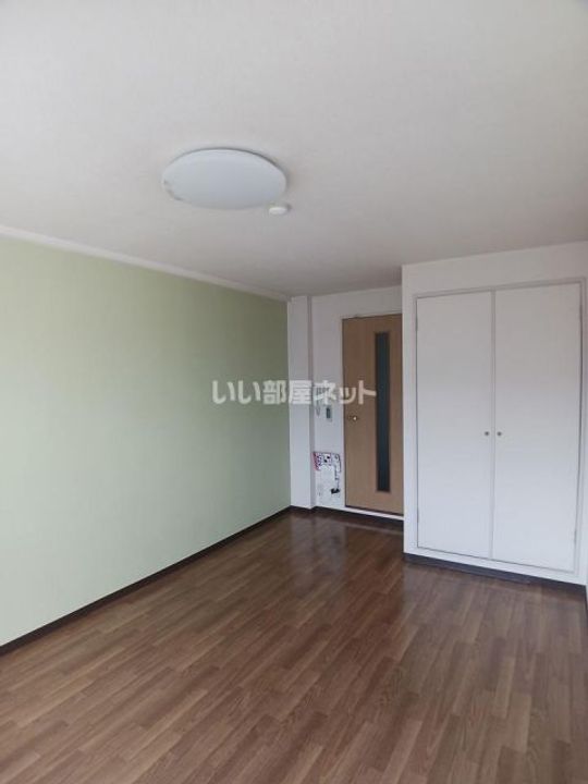 兵庫県加古川市加古川町溝之口(マンション)の賃貸物件の居間