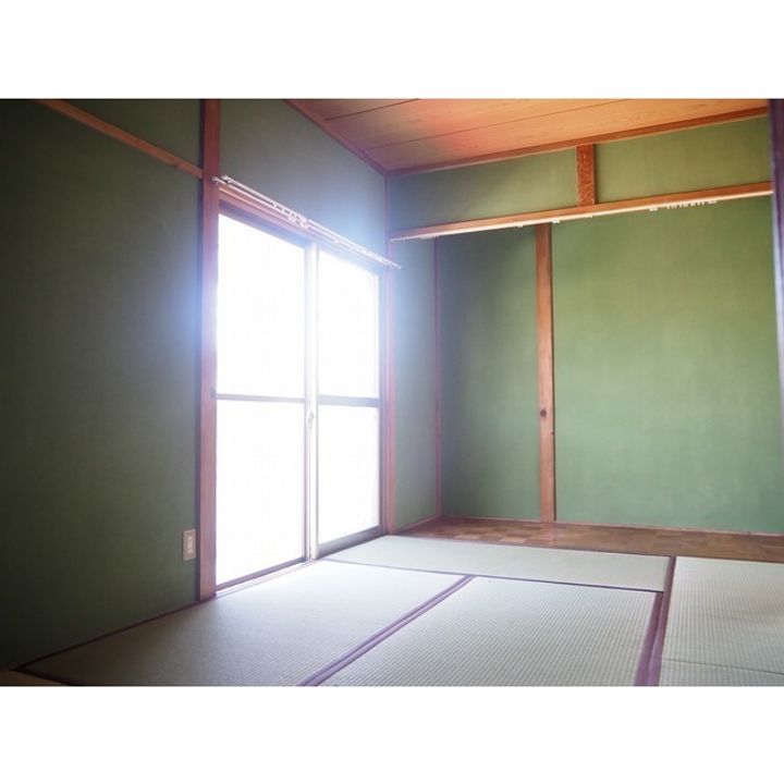 ひかり荘の居間
