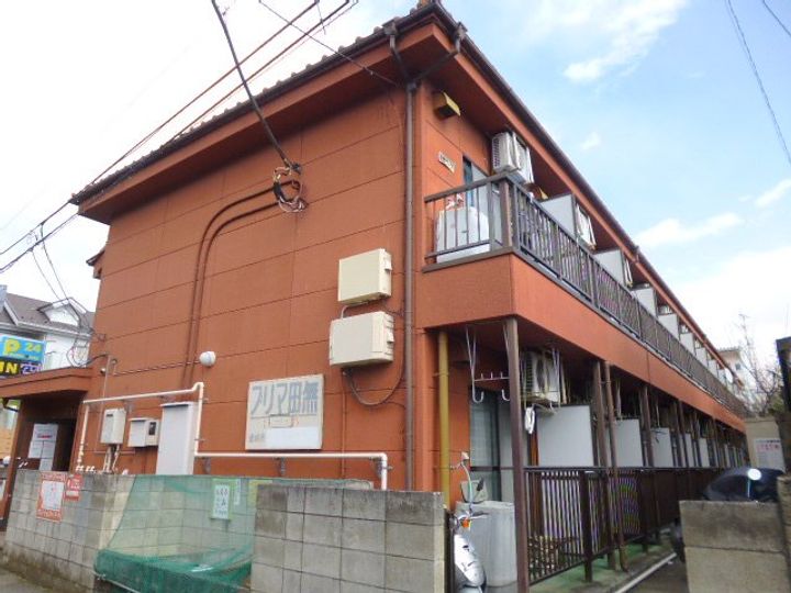 プリマ田無の外観