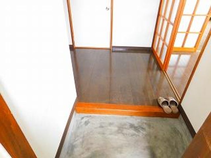 メゾンドディアールの玄関