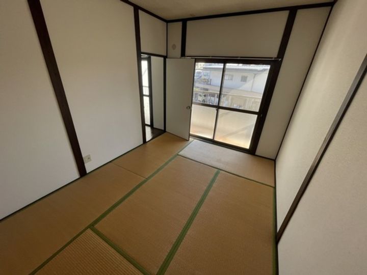 山中借家の内装