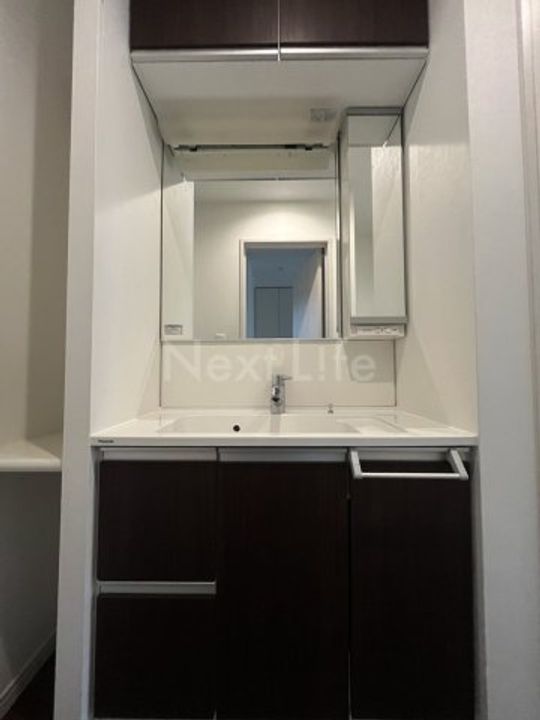 神奈川県横浜市神奈川区上反町2(一戸建)の賃貸物件の内装