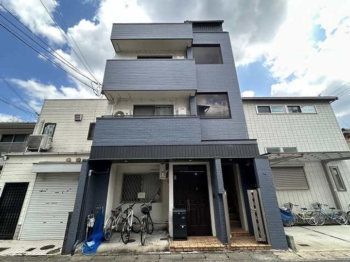 コーポ御薗橋の外観