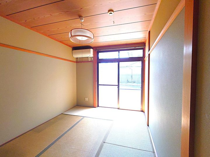 桜ハイムの居間