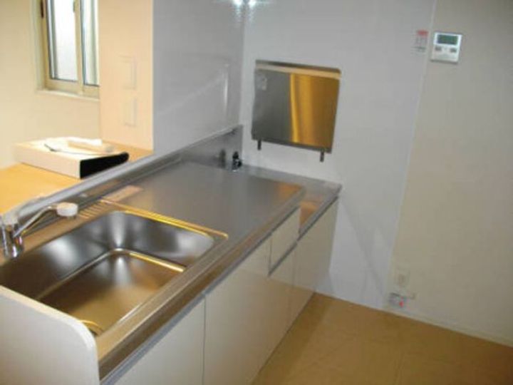 福島県いわき市自由ケ丘(アパート)の賃貸物件のキッチン