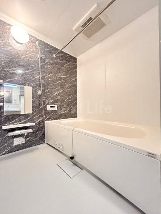 ガラージュ・ド・ルクス・みゆきの風呂