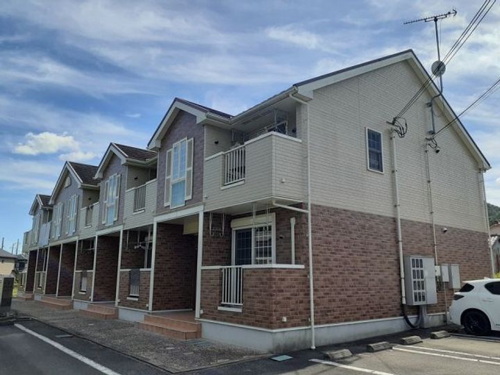 兵庫県西脇市郷瀬町(アパート)の賃貸物件の外観