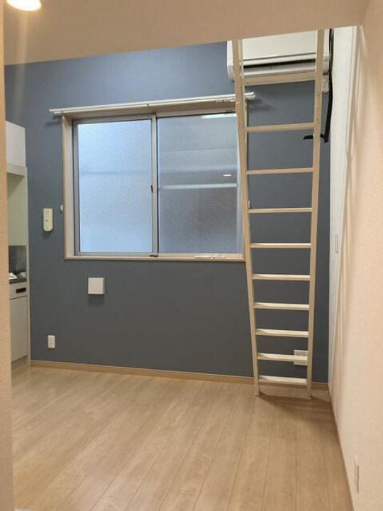 マーベラス国分寺本多の居間