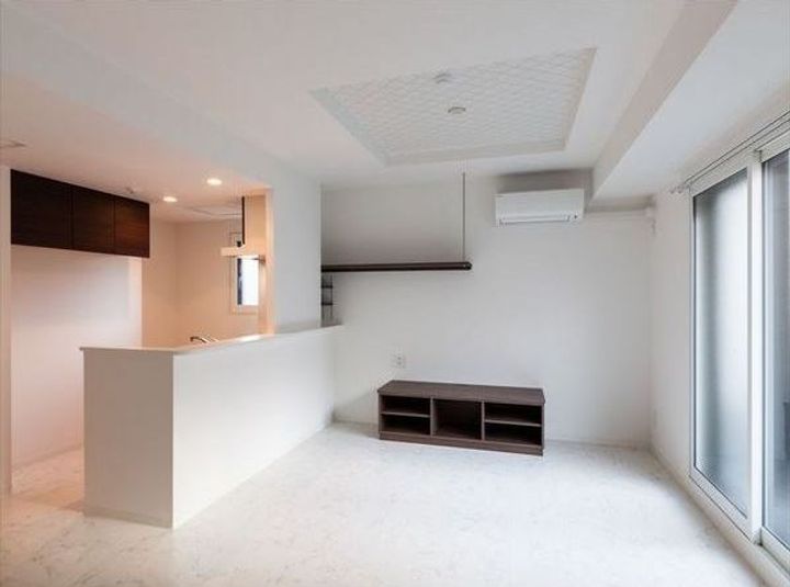 北海道札幌市中央区南三条西9(マンション)の賃貸物件の居間