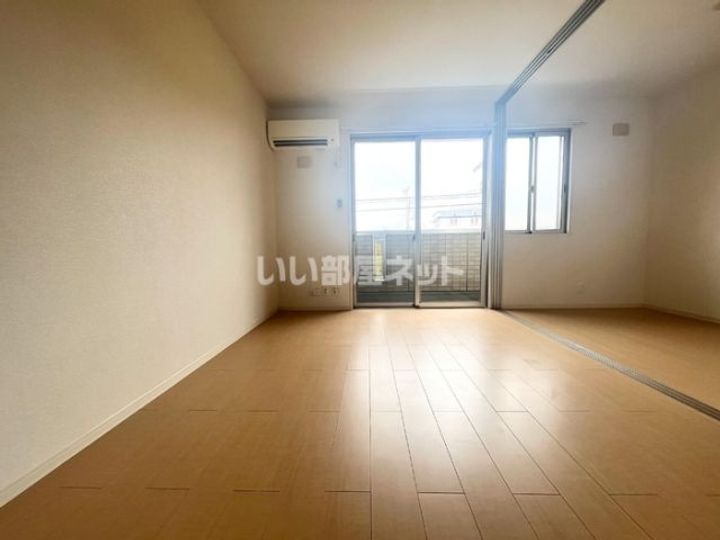 栃木県宇都宮市簗瀬町(アパート)の賃貸物件の居間