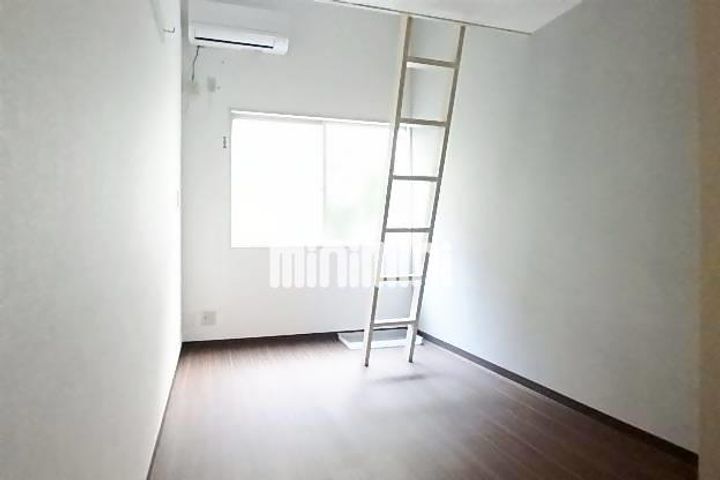 ムサシノハイツの居間