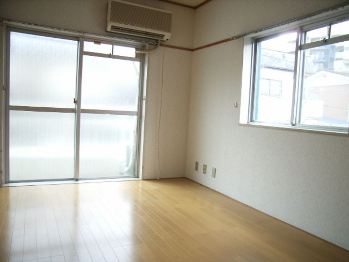 ボザールマンションの居間