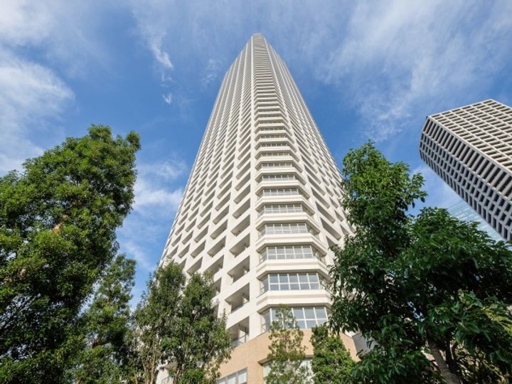 ザ・パークハウス西新宿タワー60の外観