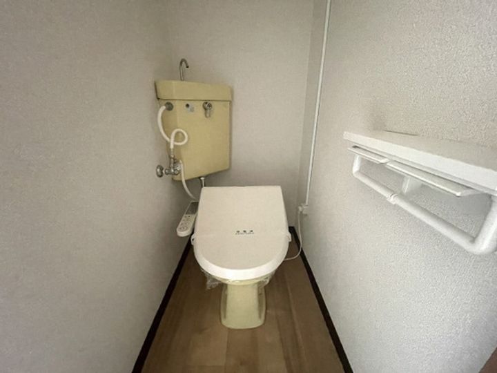 シティコーポ東古松の内装