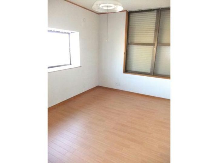 静岡県裾野市平松(一戸建)の賃貸物件の居間