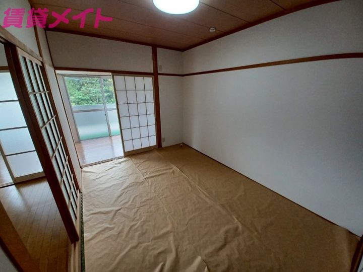 奥伊勢マンションの内装