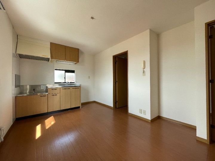 岡山県倉敷市日吉町(アパート)の賃貸物件の居間