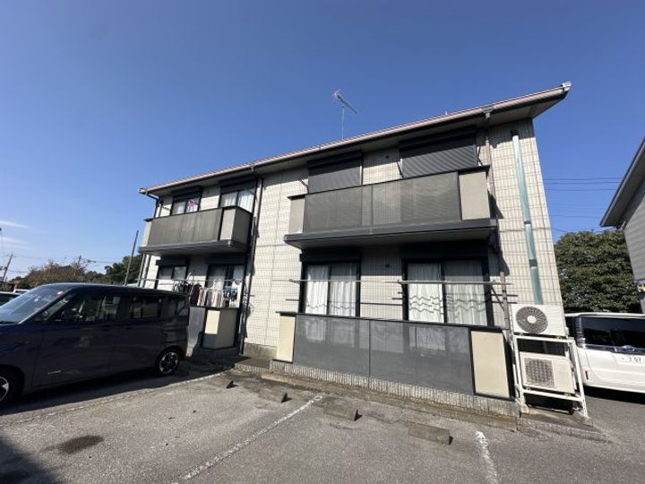 ハイツサカエの外観