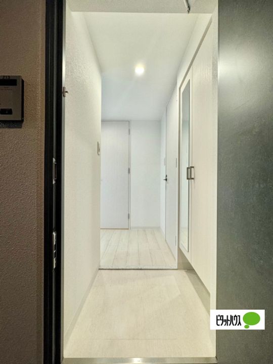 エスリードレジデンス梅田グランゲートの玄関