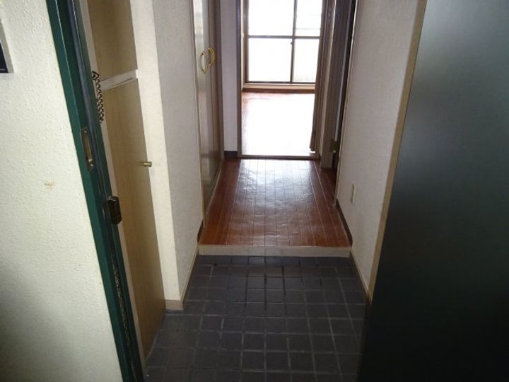 Tsgarden小岩の玄関