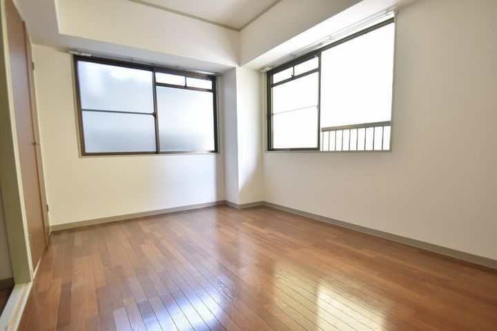 シャスタハシモト3番館の居間