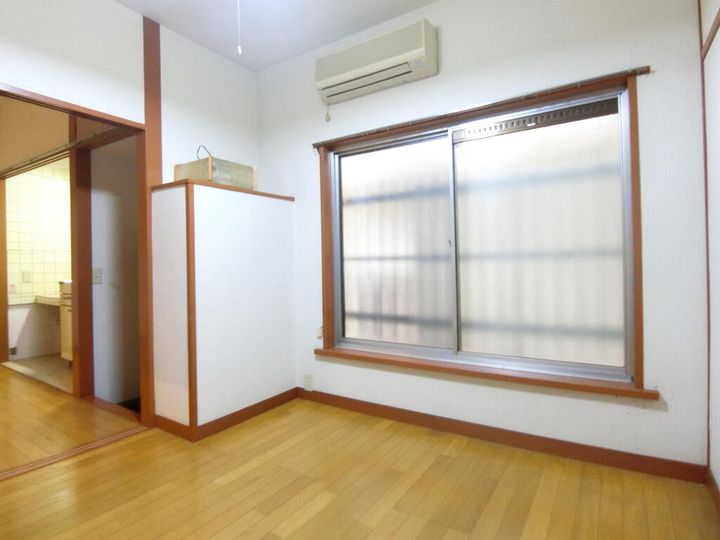 フォーブル玉堤の居間