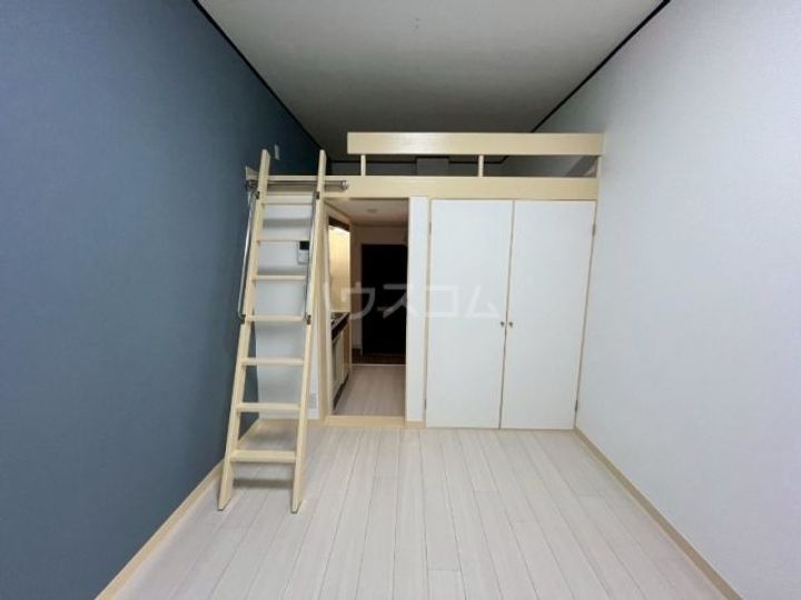 クロノス仙川の居間