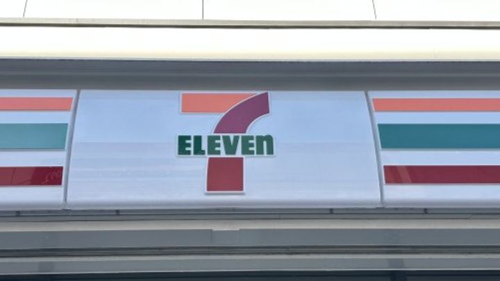 コーポレート浦和別所の周辺