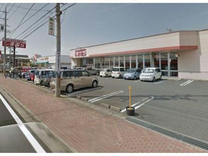 アボイデッドVIの周辺