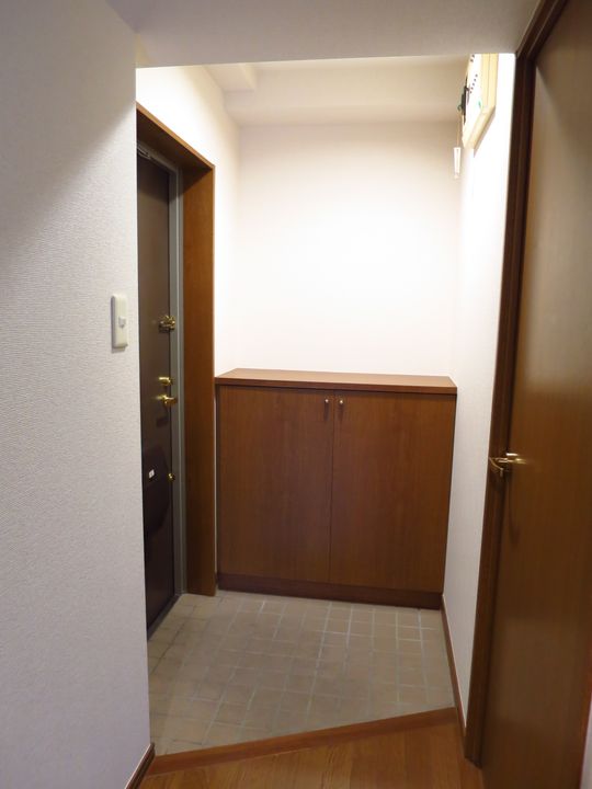 セラン千種の玄関