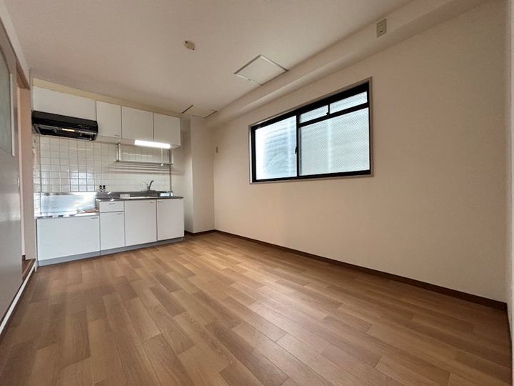 三晃アスク大久保の居間