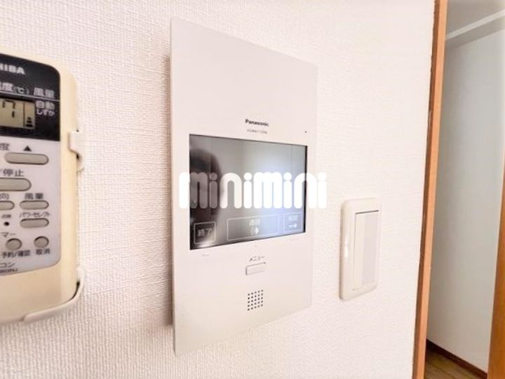 HIRO日比野の内装