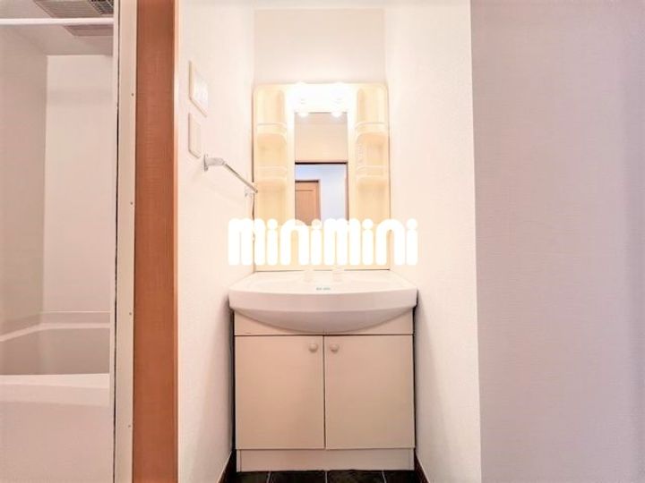 HIRO日比野の内装