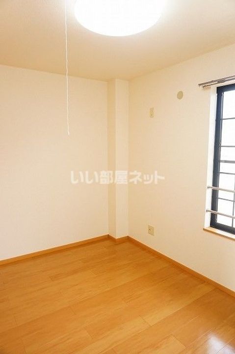 ロイヤルピジョンの内装